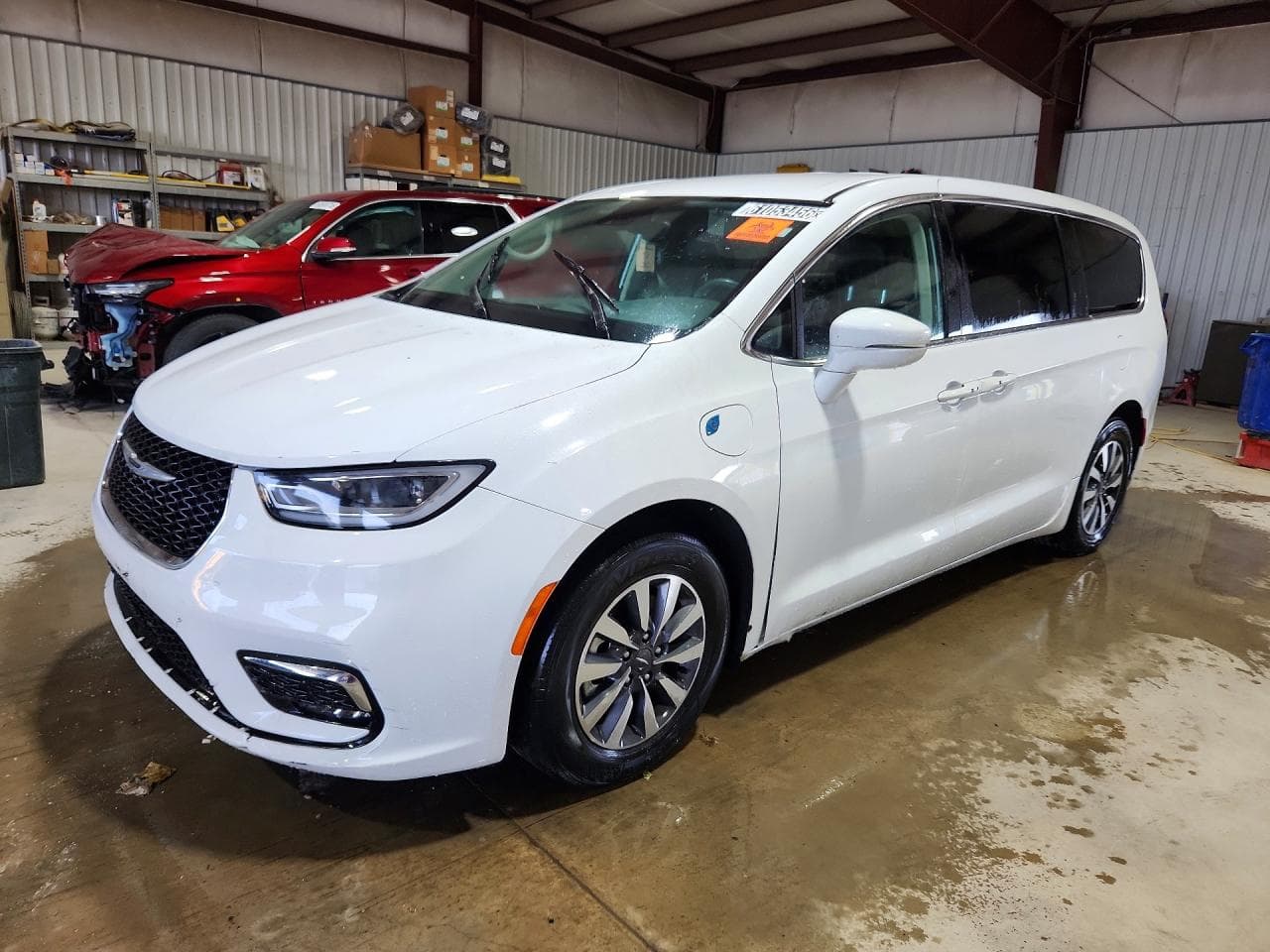 Chrysler Pacifica 2022 z USA
