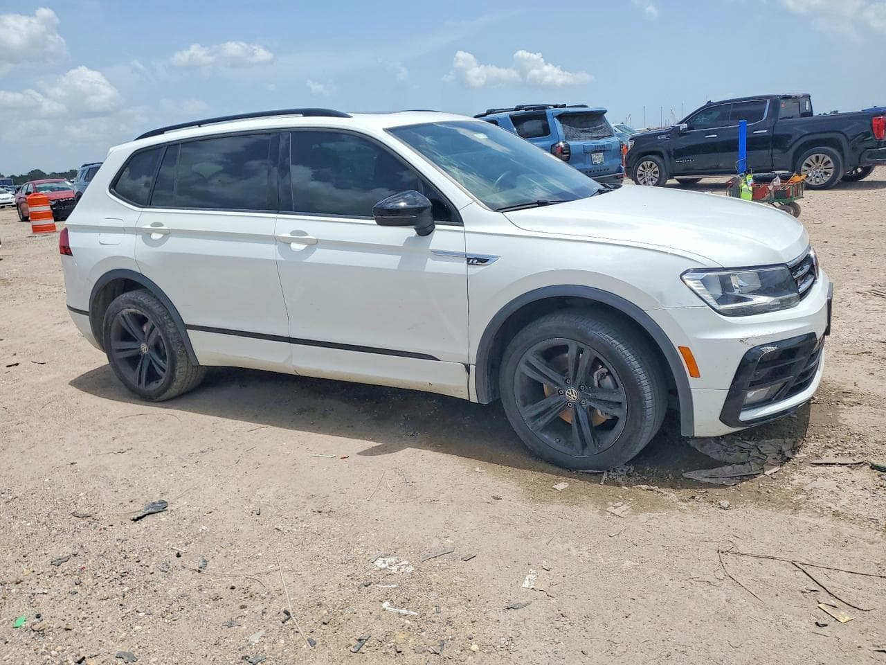 2019 Volkswagen Tiguan Se/Sel/Sel R-Line Jet-Black/Sel R-Line - foto 4
