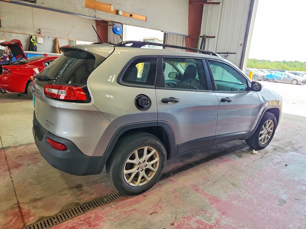 2015 Jeep Cherokee Sport - foto 3