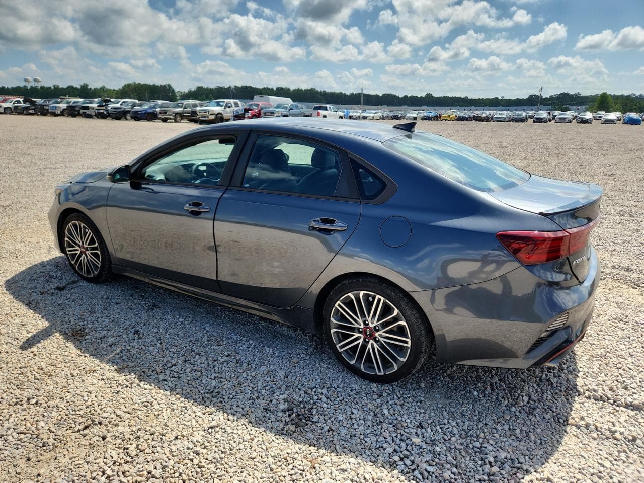 2022 Kia Forte Gt - foto 2