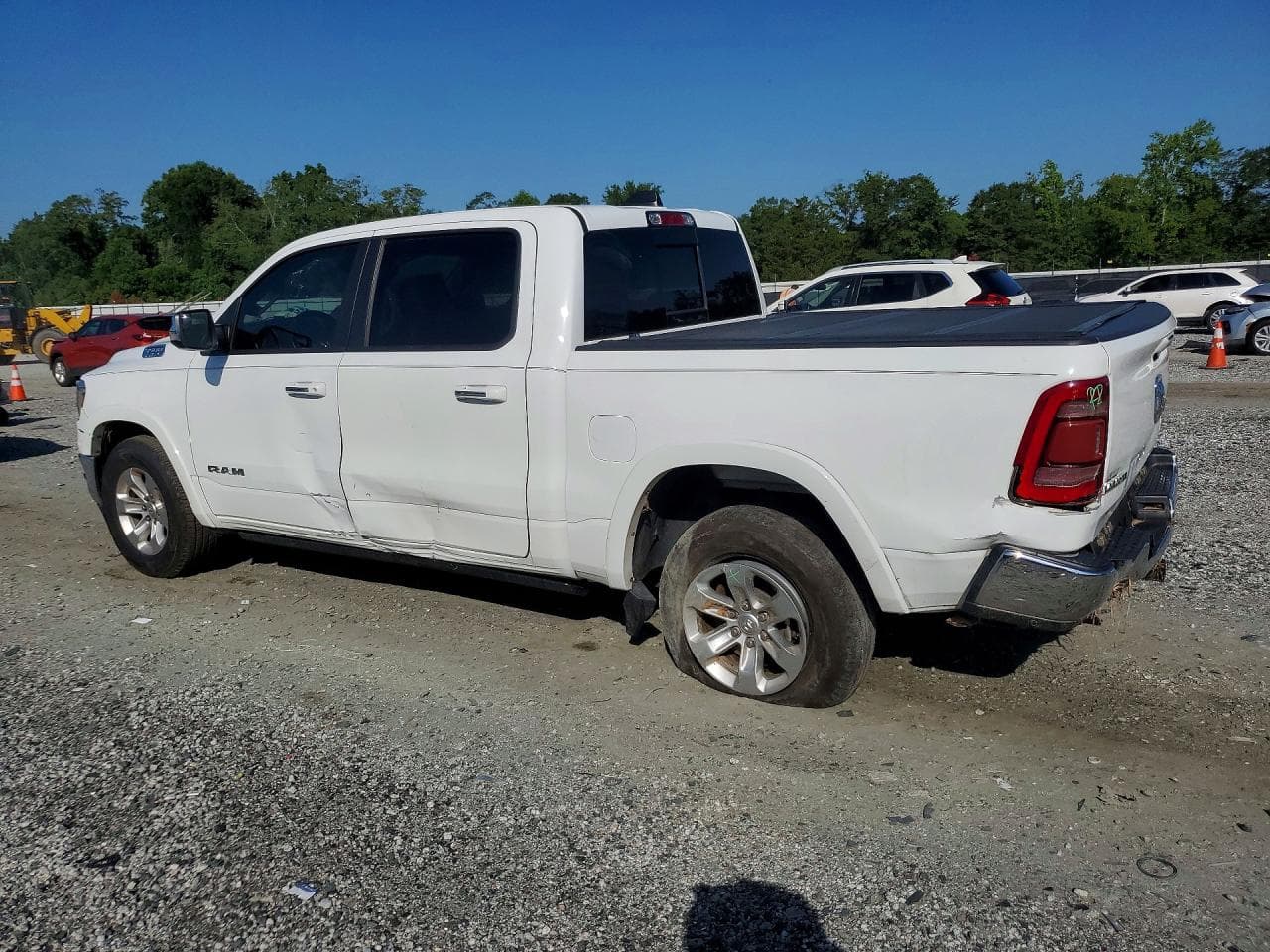 2020 Ram 1500 Laramie - foto 2