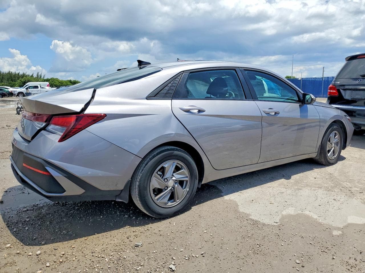 2025 Hyundai Elantra Se - foto 3