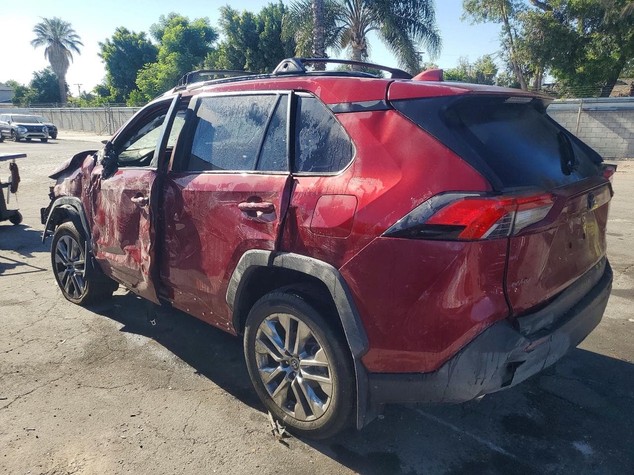 2025 Toyota Rav4 Xle Premium - foto 2