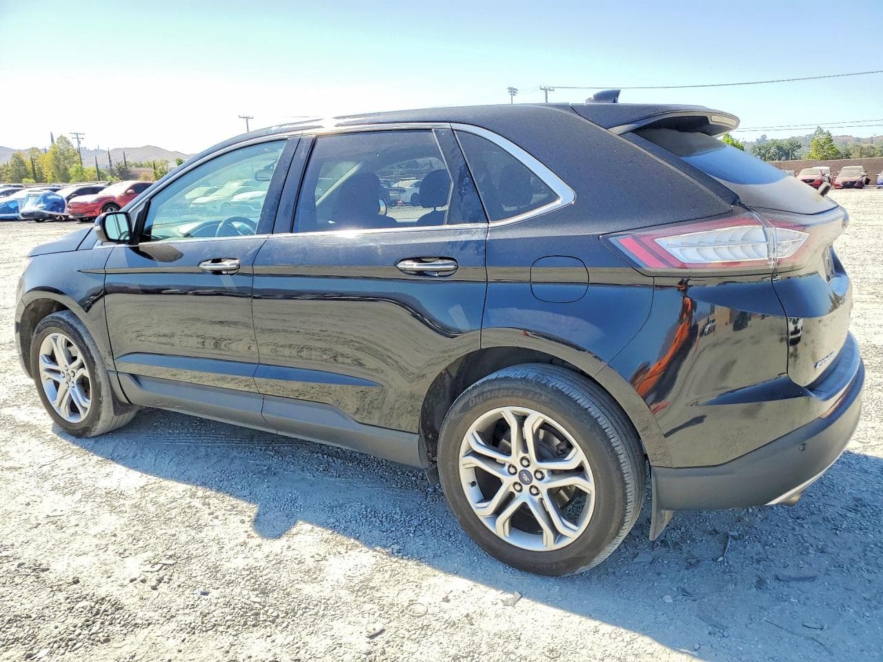 2016 Ford Edge Titanium - foto 2