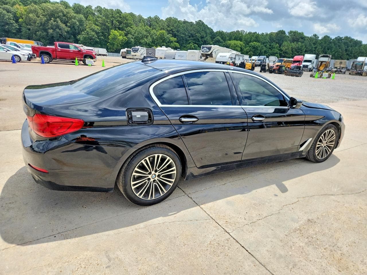 2017 BMW 530 I - foto 3