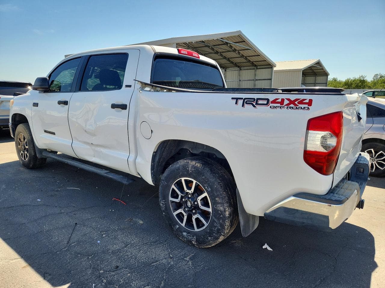 2015 Toyota Tundra Sr5 - foto 2