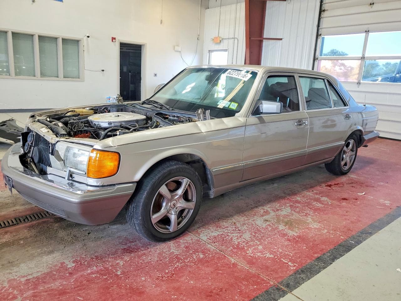 Mercedes-Benz S-klasse 1987 z USA