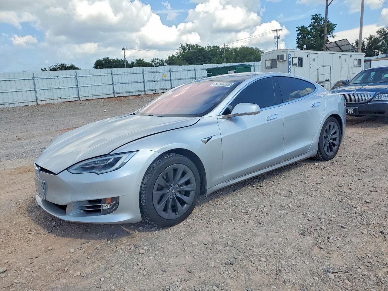 Tesla Model S 2018 z USA
