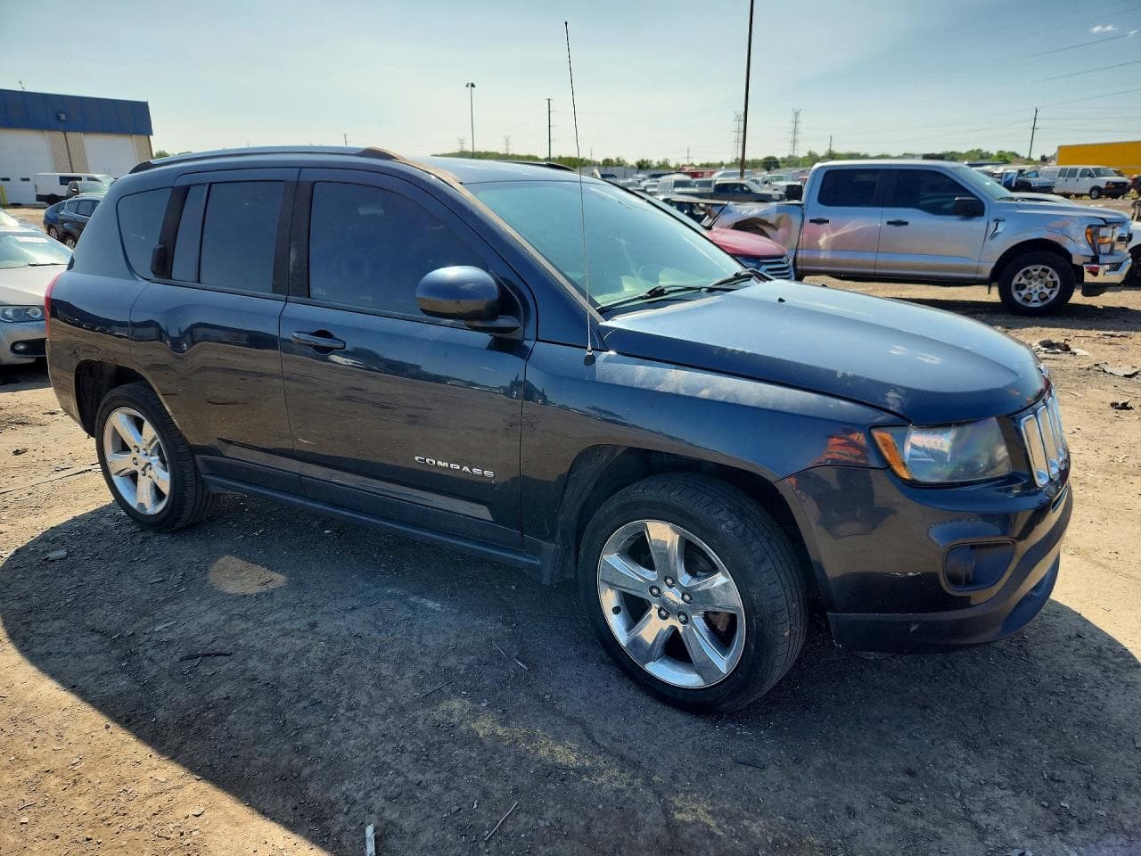 2014 Jeep Compass Latitude - foto 4