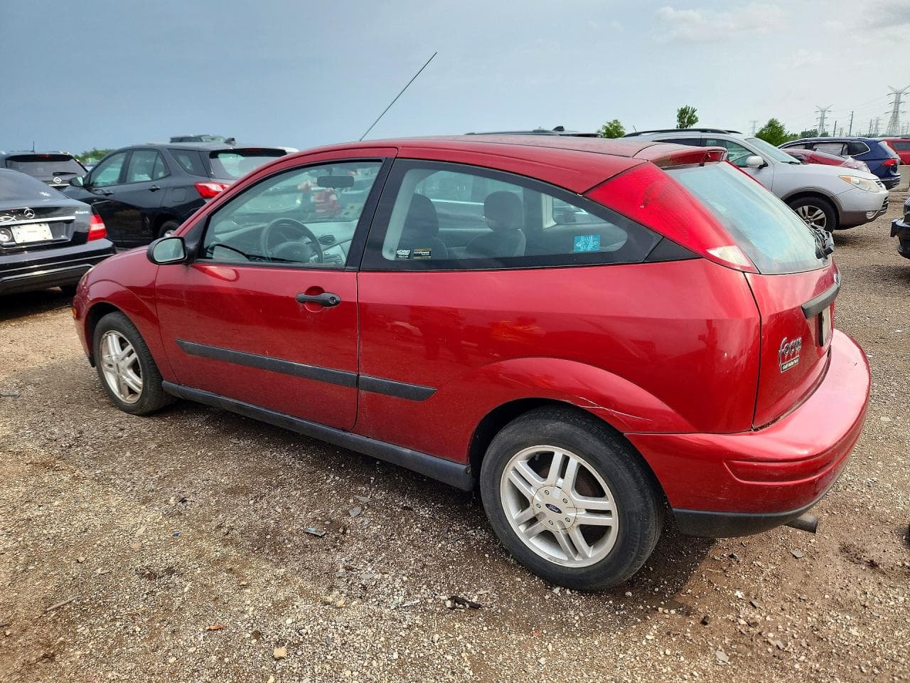 2000 Ford Focus - foto 2