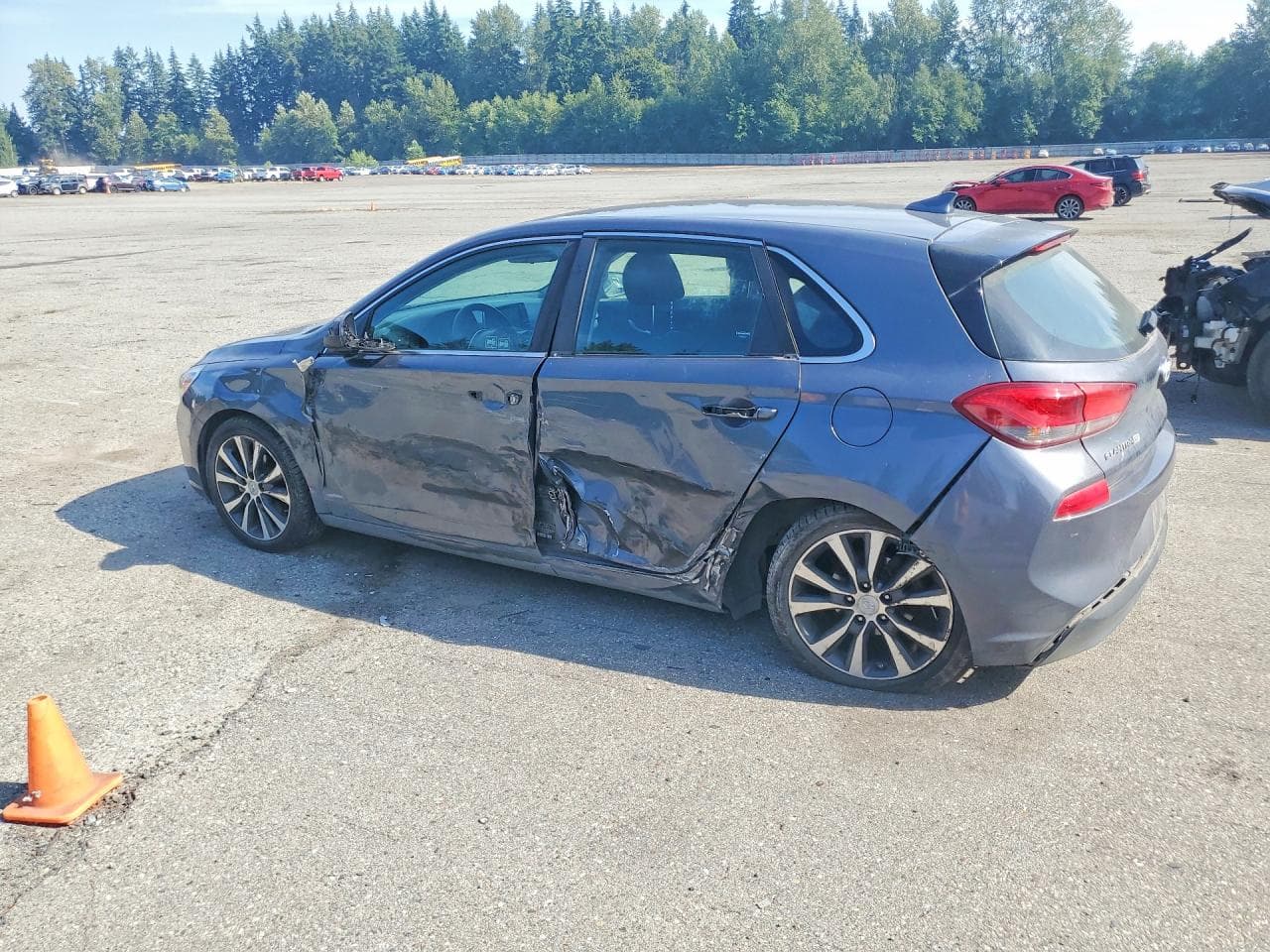 2019 Hyundai Elantra Gt Base - foto 2