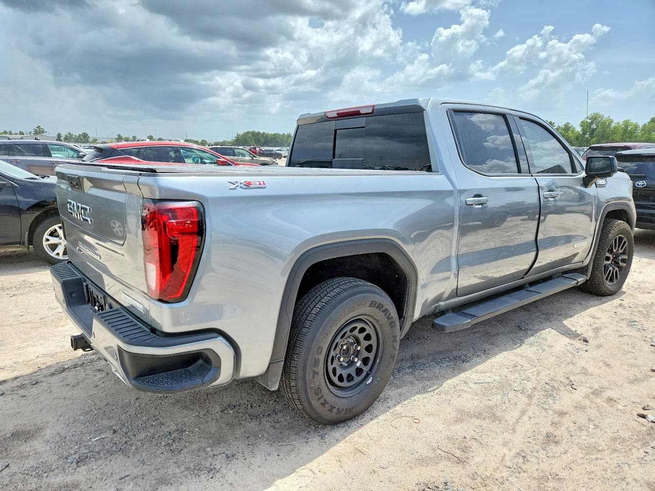 2025 GMC Sierra K1500 Elevation - foto 3