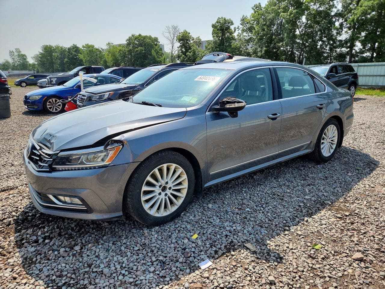 2016 Volkswagen Passat 2.0T Wagon Luxury