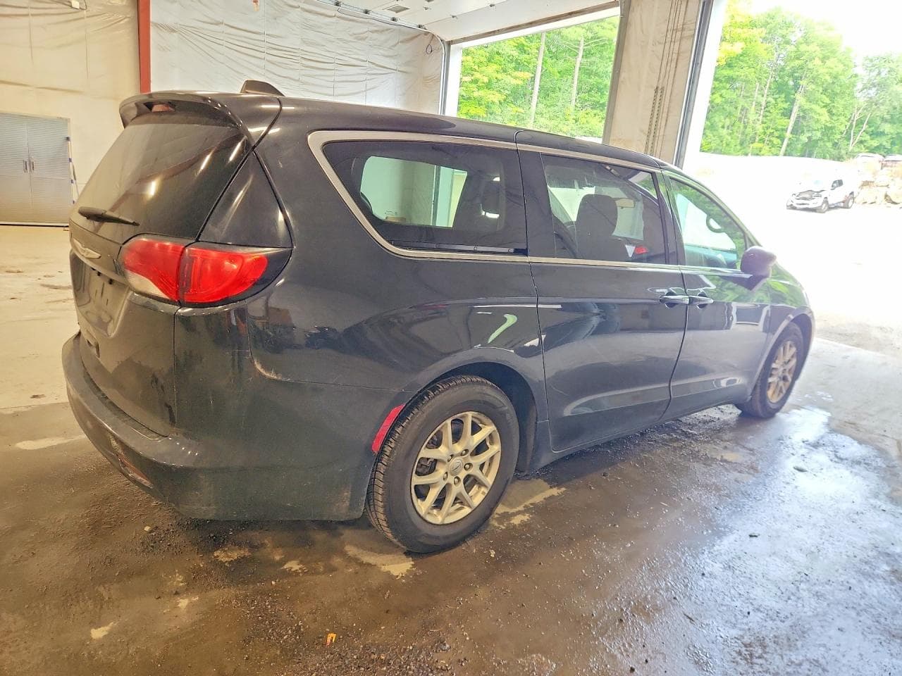 2022 Chrysler Voyager Lx - foto 3