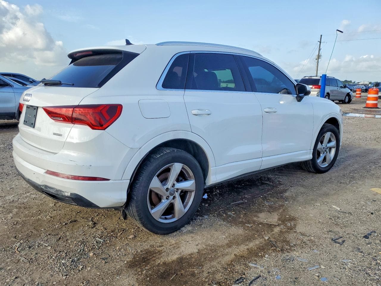 2020 Audi Q3 Premium - foto 3