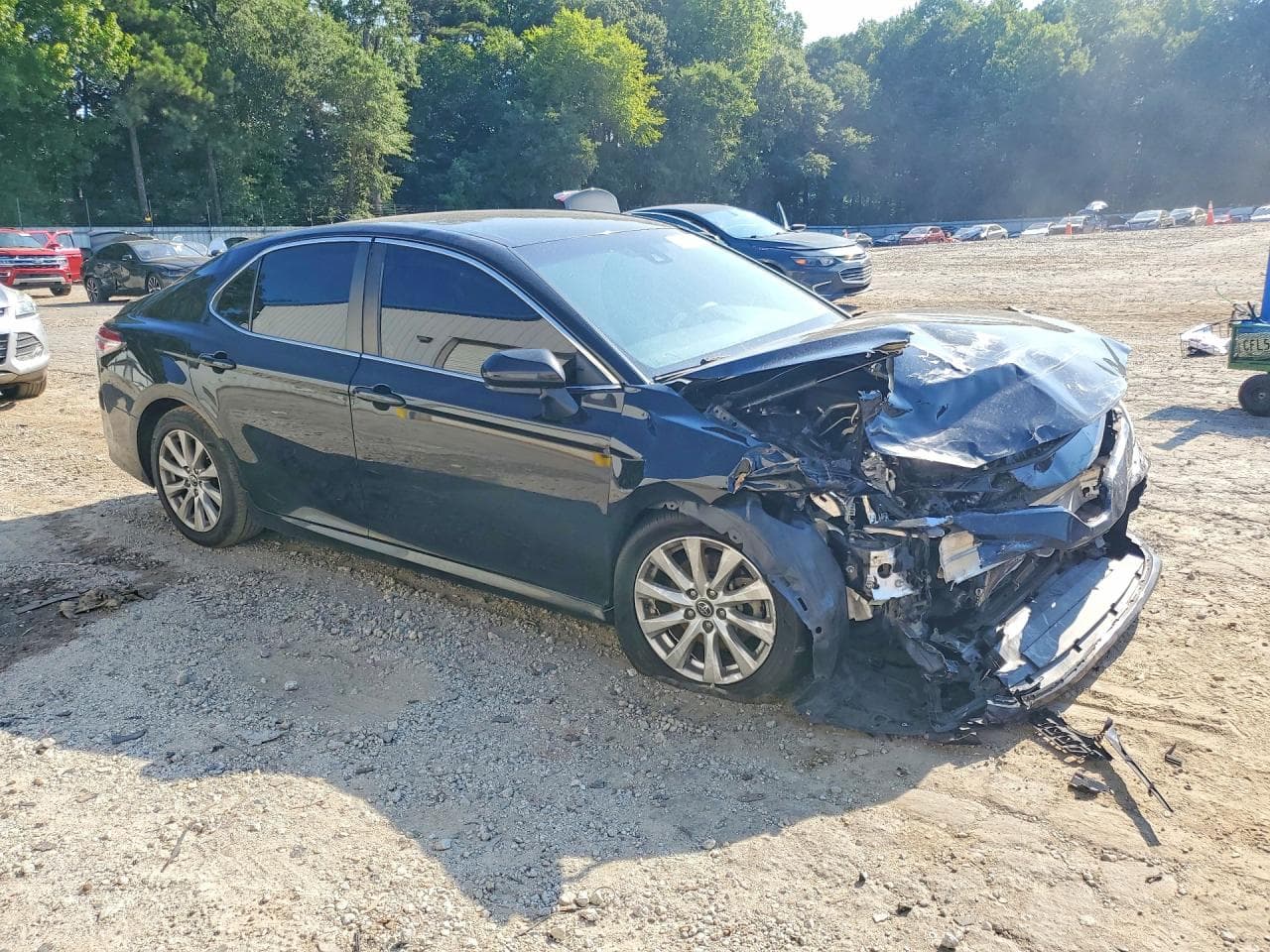 2019 Toyota Camry Le - foto 4
