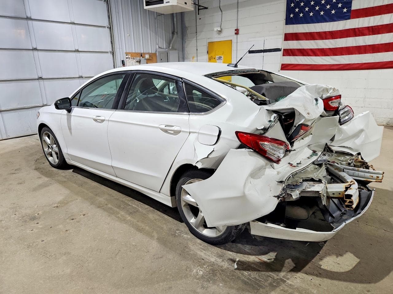 2016 Ford Fusion S - foto 2