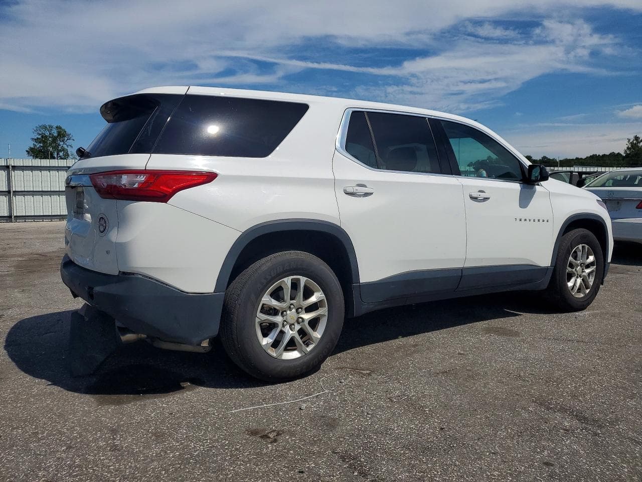 2018 Chevrolet Traverse Ls - foto 3