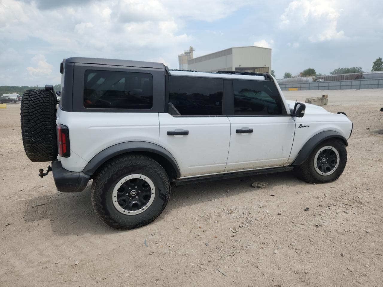 2023 Ford Bronco Base - foto 3