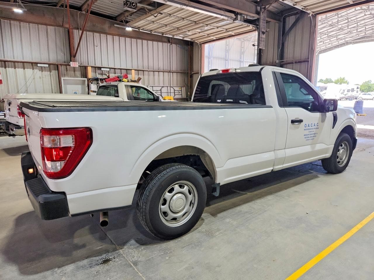 2021 Ford F150 - foto 3