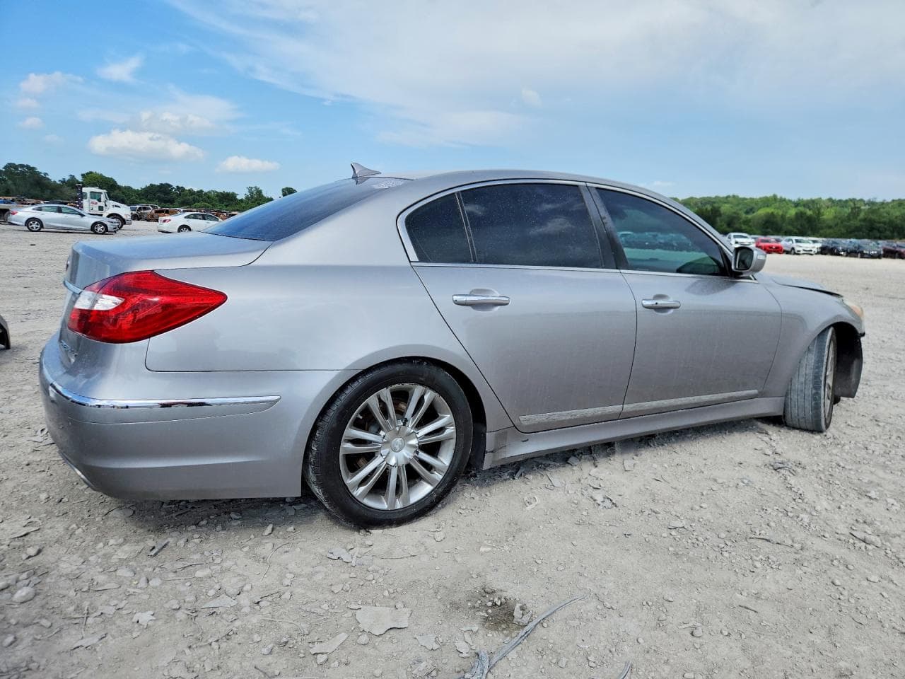 2012 Hyundai Genesis 4.6L - foto 3