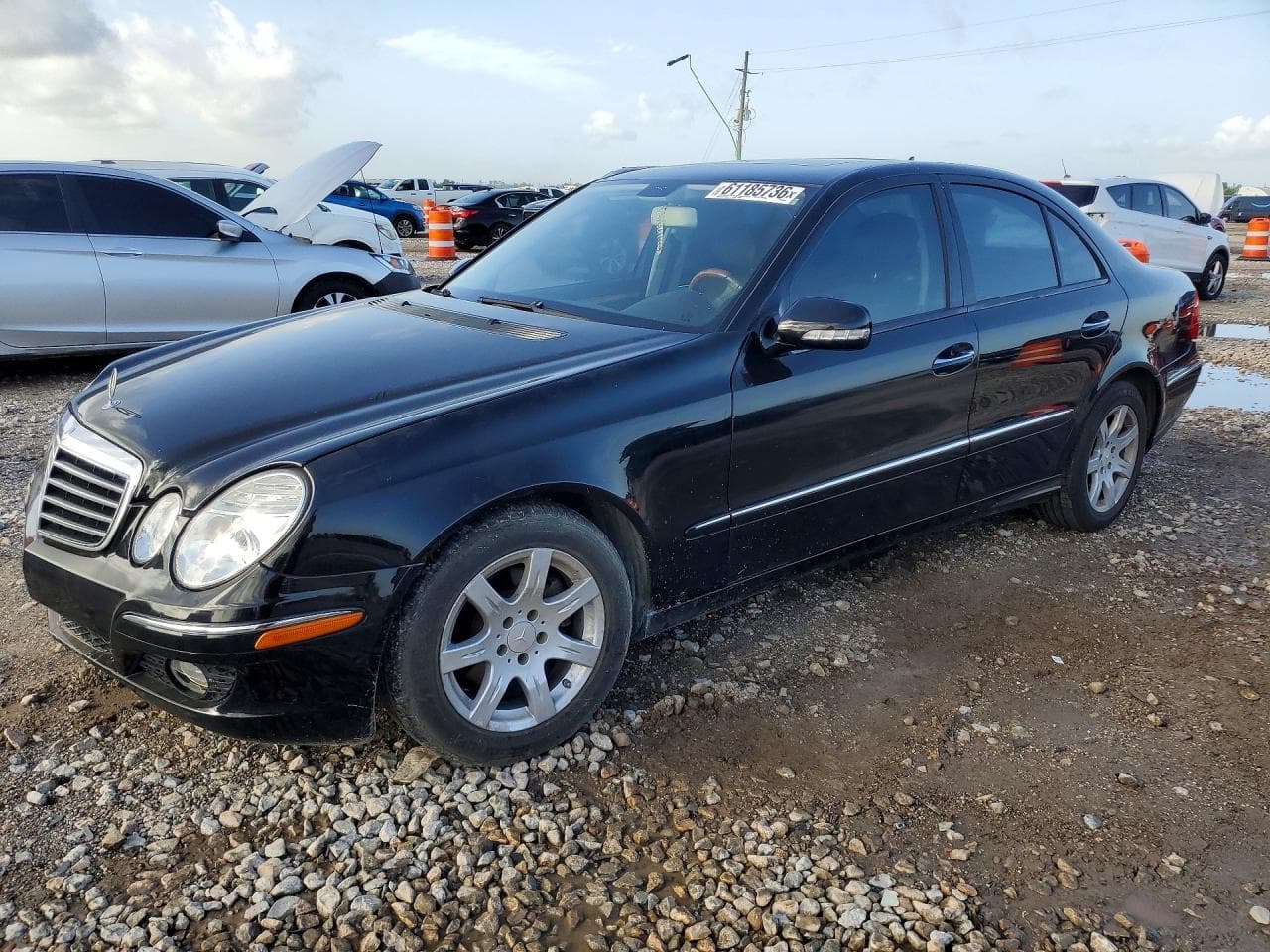 Mercedes-Benz E-klasse 2009 z USA