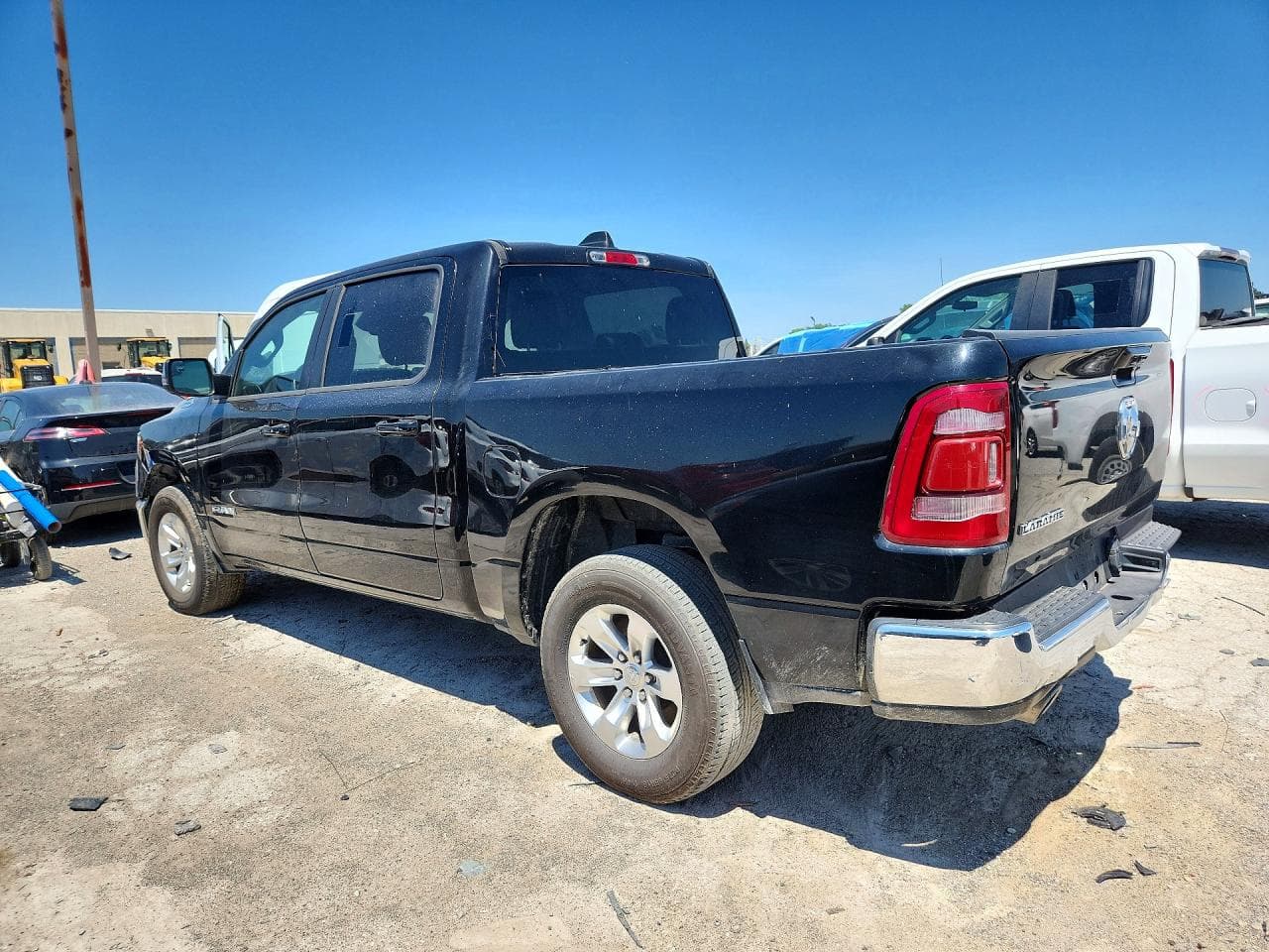 2024 Ram 1500 Laramie - foto 2