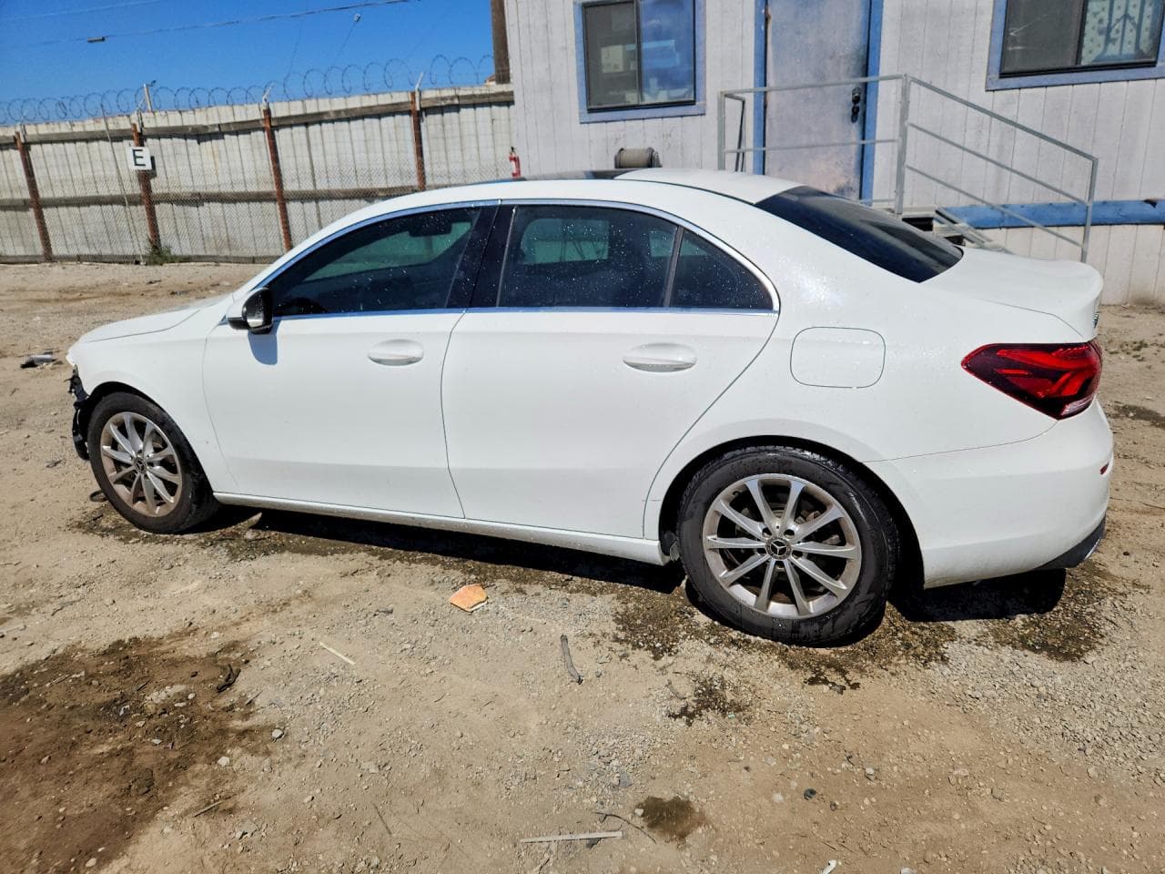 2019 Mercedes-Benz A 220 - foto 2