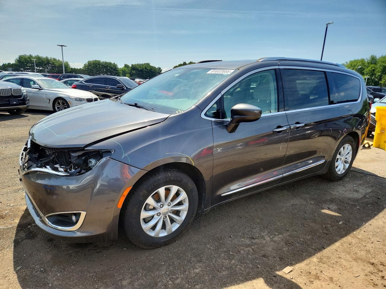 Chrysler Pacifica 2018 z USA