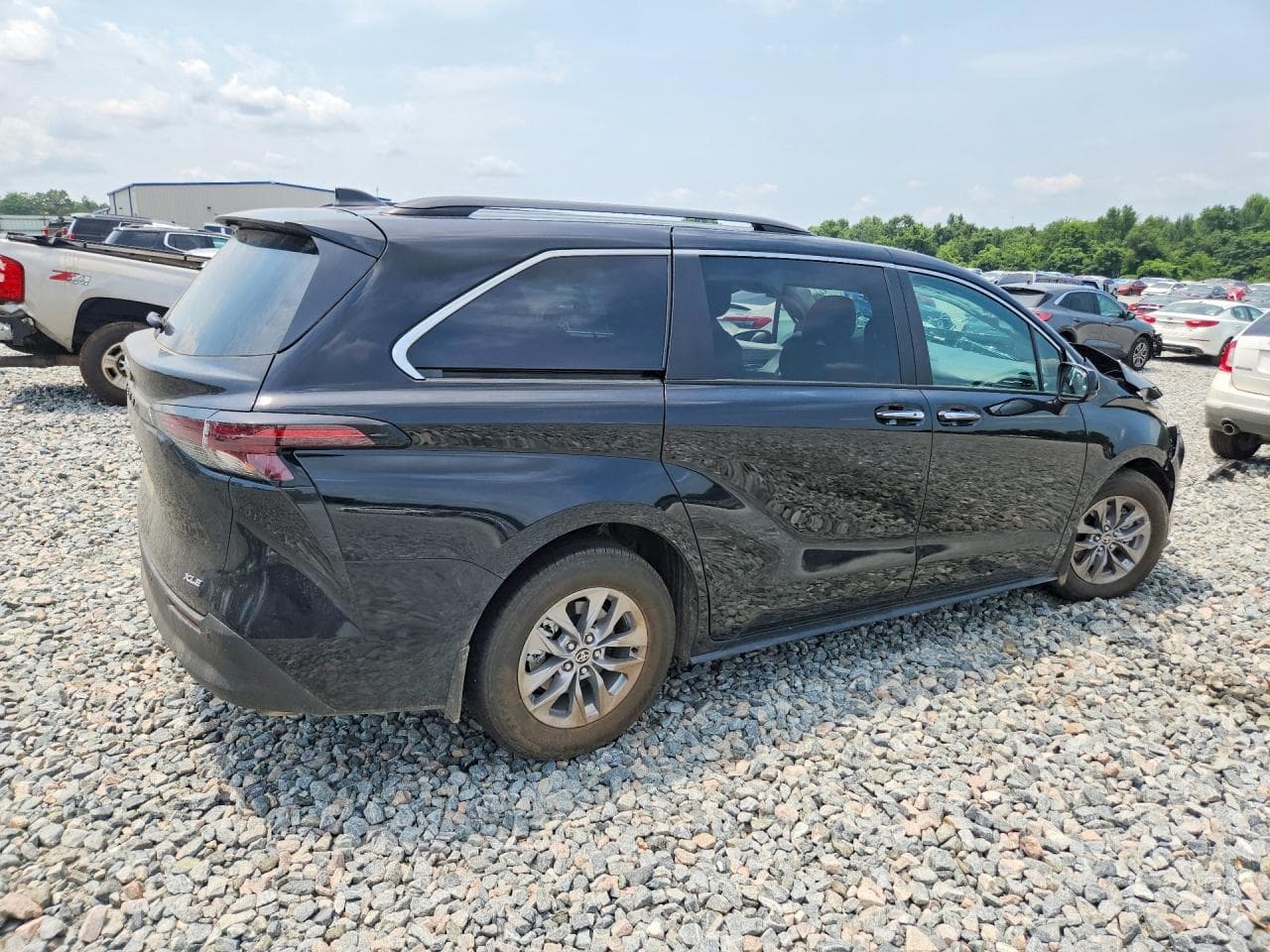 2026 Toyota Sienna Xle 7-Passenger - foto 3