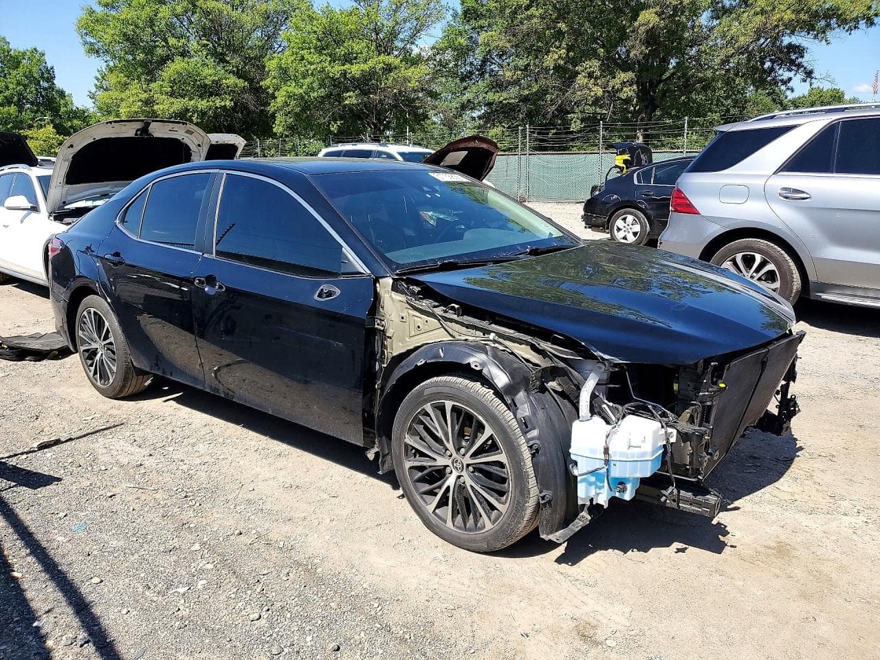 2020 Toyota Camry Se - foto 4
