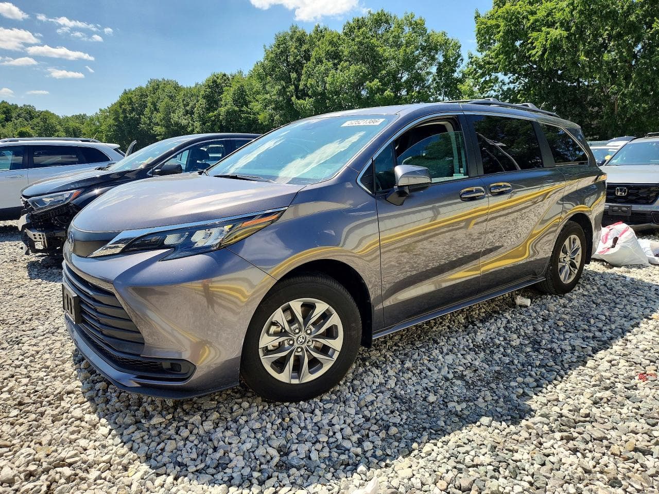 2024 Toyota Sienna Le