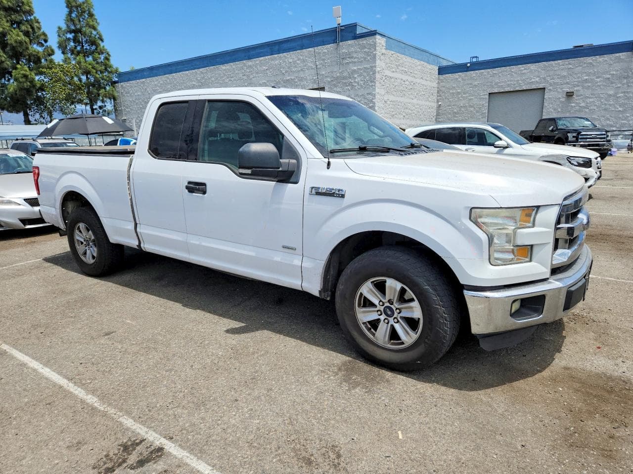 2015 Ford F150 Super Cab - foto 4