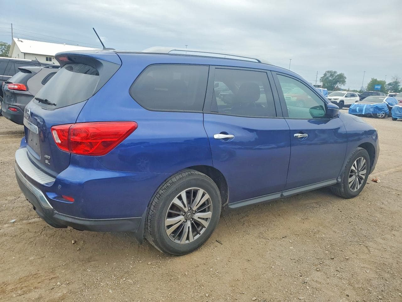 2017 Nissan Pathfinder S - foto 3