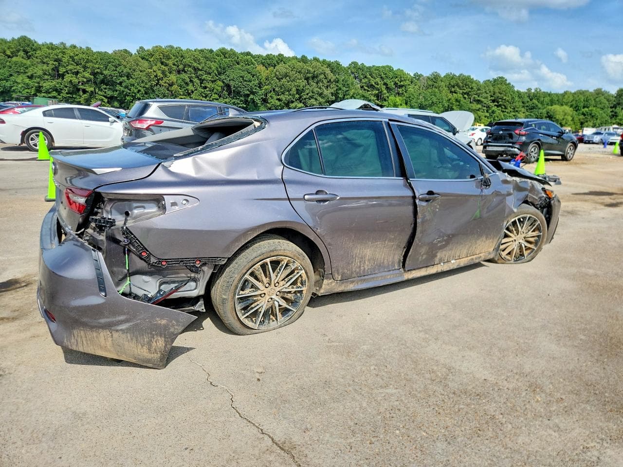 2024 Toyota Camry Hybrid Se - foto 3