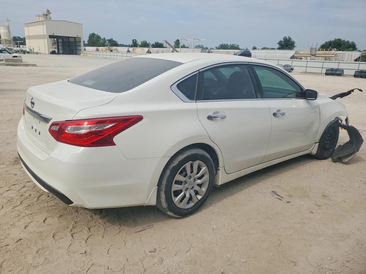 2017 Nissan Altima 2.5 S - foto 3