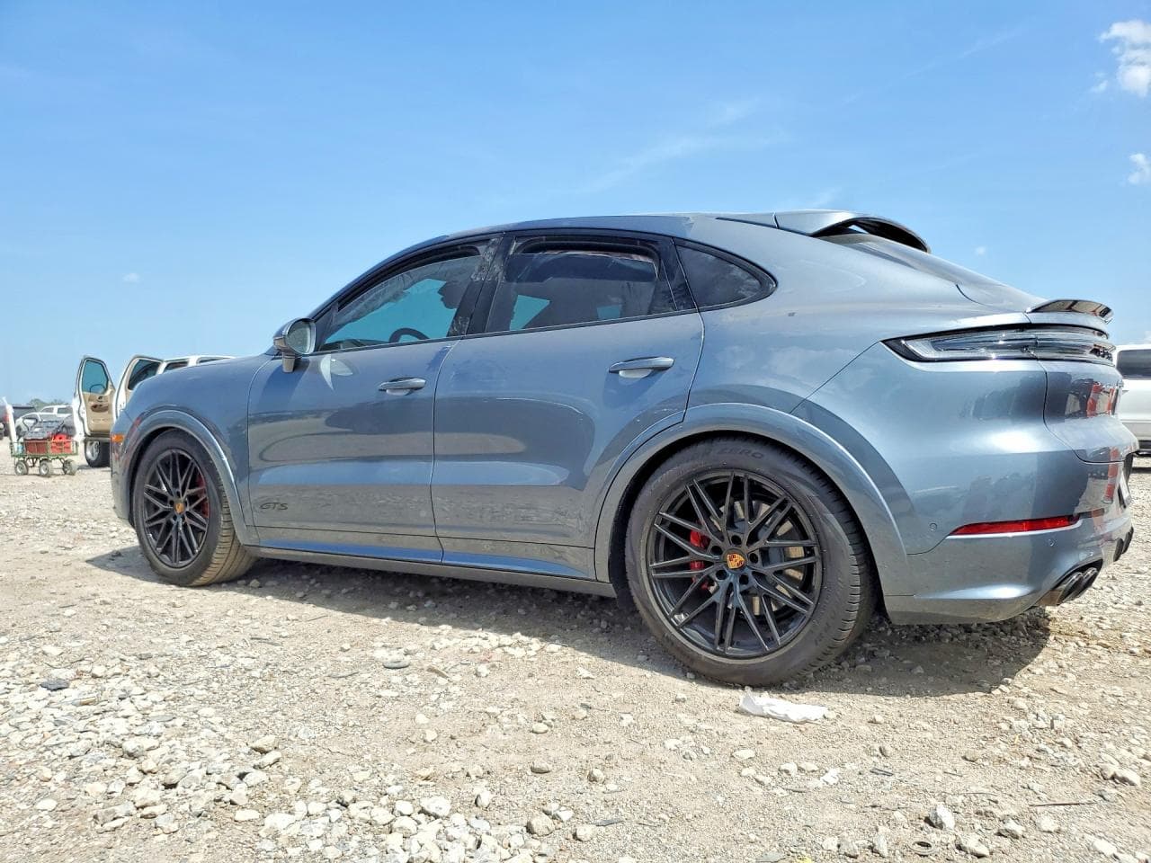 2026 Porsche Cayenne Gts Coupe - foto 2