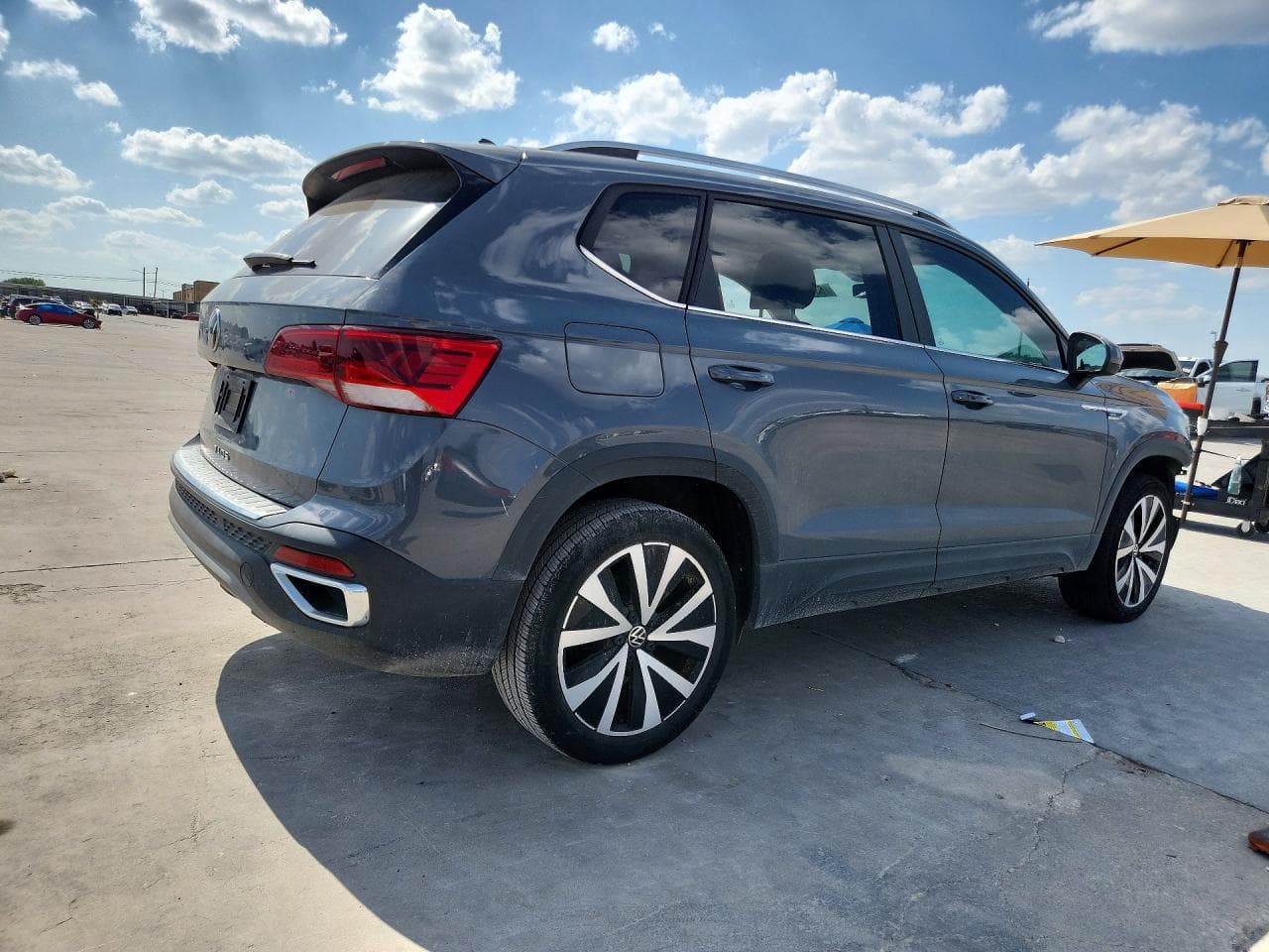 2023 Volkswagen Taos Se - foto 3