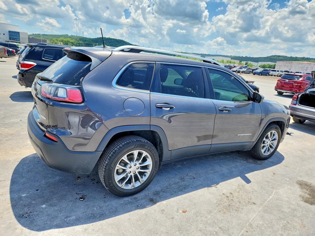 2019 Jeep Cherokee Latitude Plus - foto 3