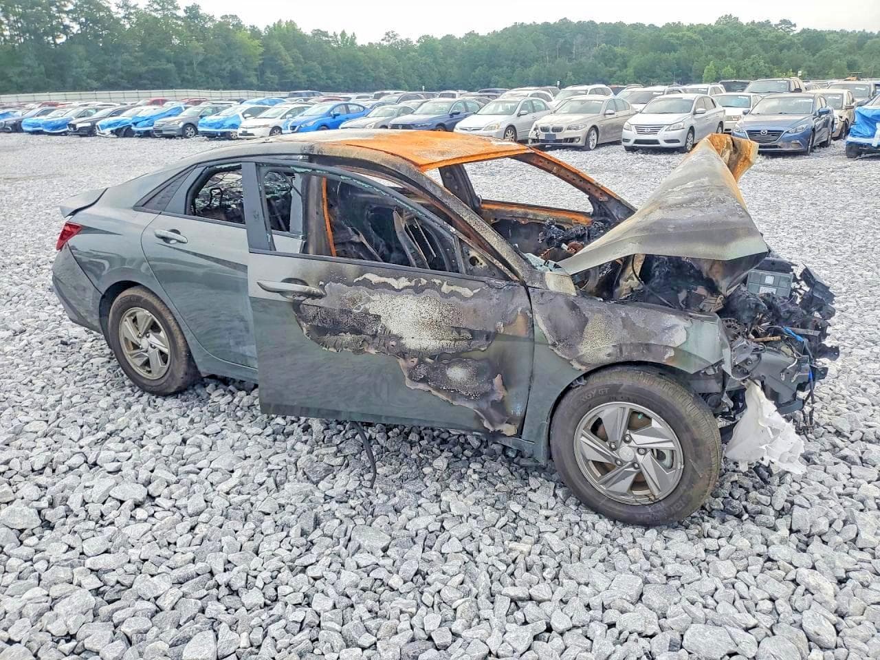 2025 Hyundai Elantra Se - foto 4