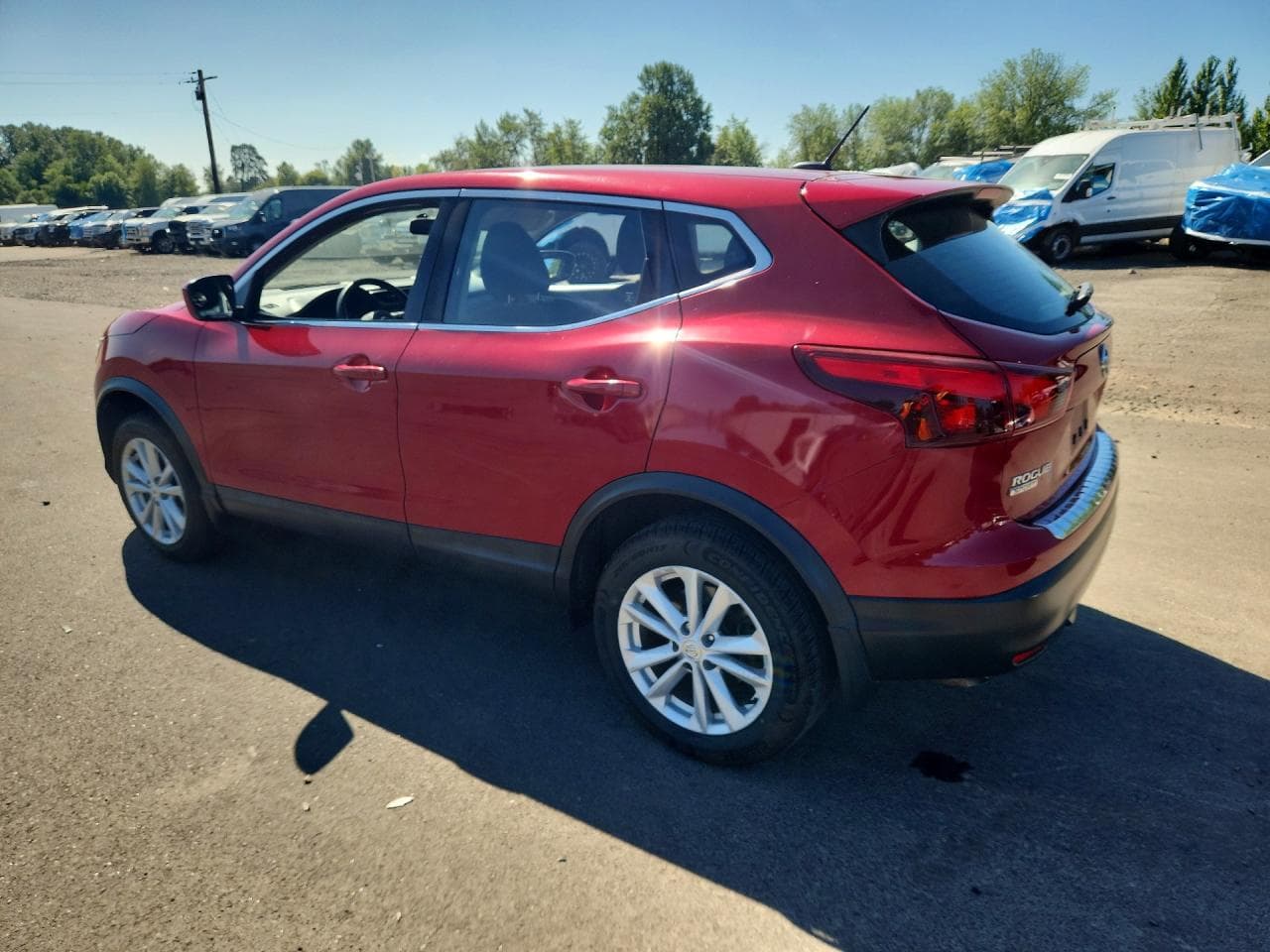 2017 Nissan Rogue Sport S - foto 2