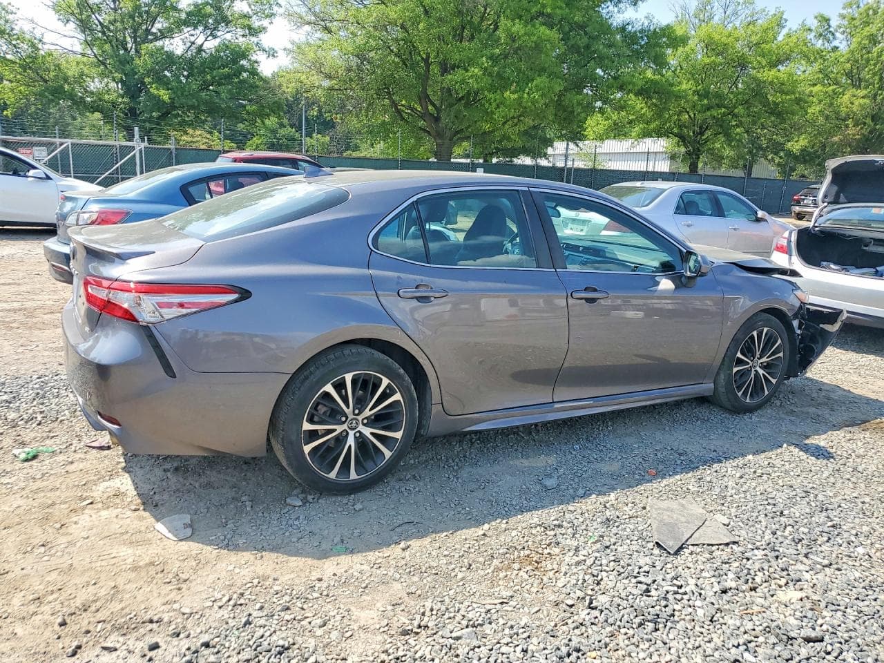 2019 Toyota Camry Se - foto 3