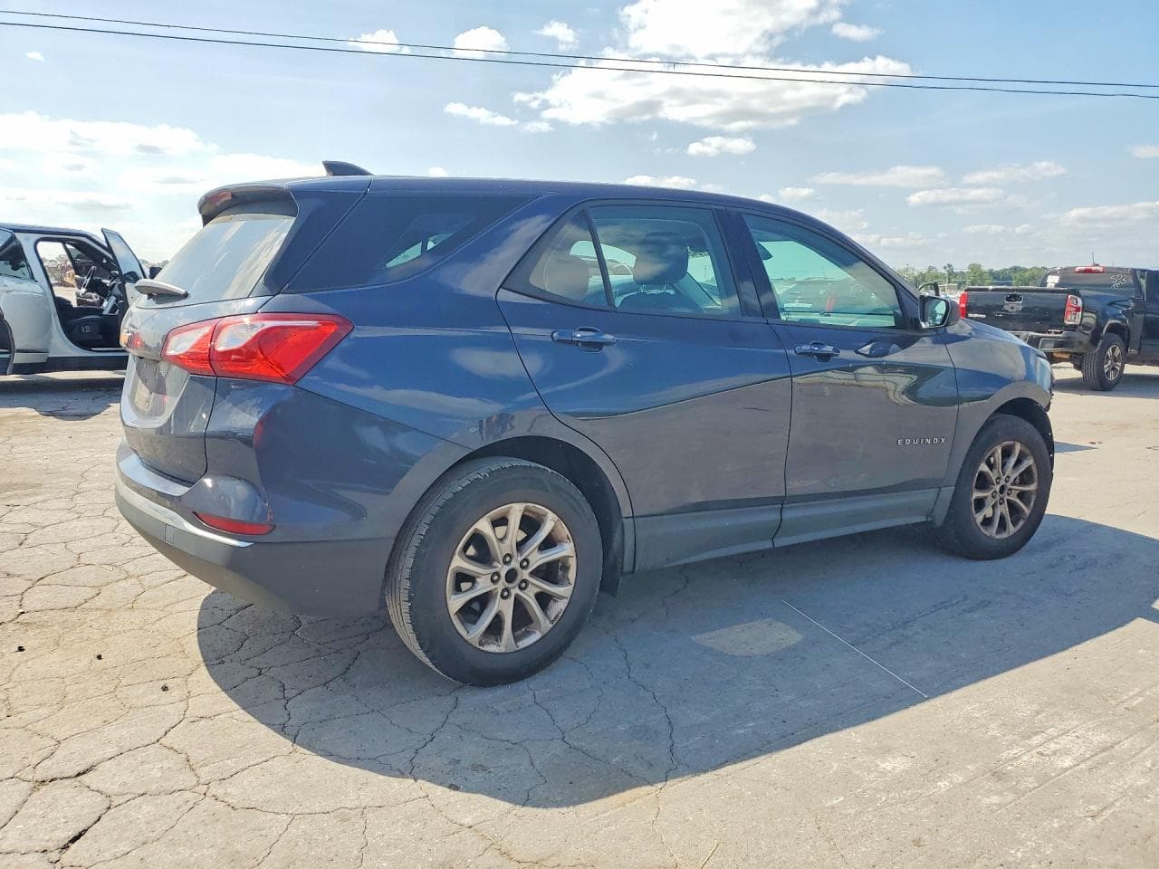 2018 Chevrolet Equinox Ls - foto 3