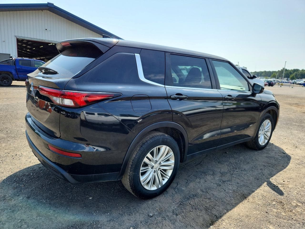 2023 Mitsubishi Outlander Es - foto 3