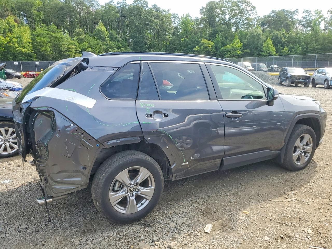 2025 Toyota Rav4 Le - foto 3