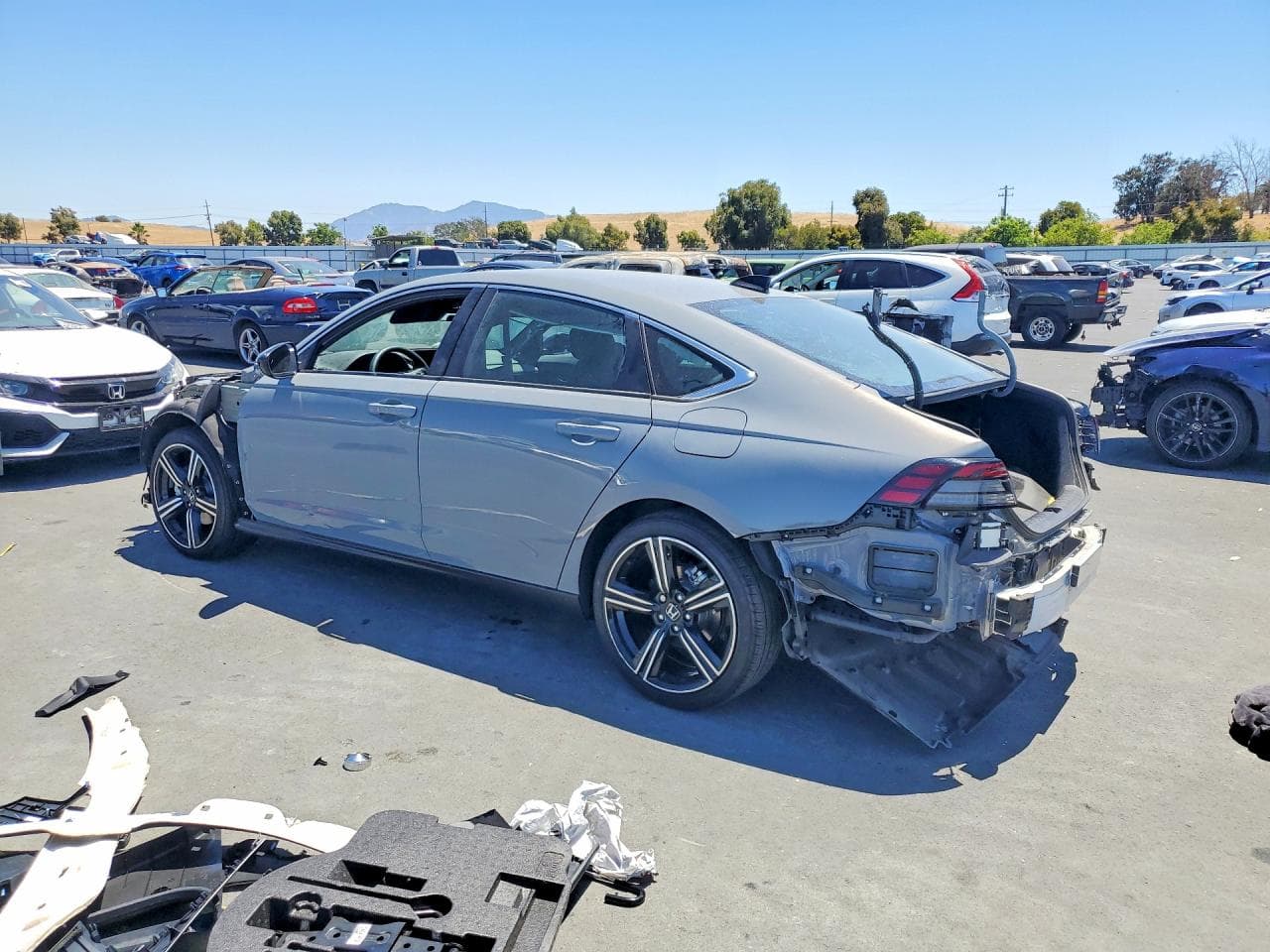 2025 Honda Accord Hybrid Sport - foto 2