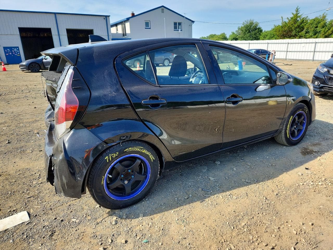 2016 Toyota Prius C Two - foto 3