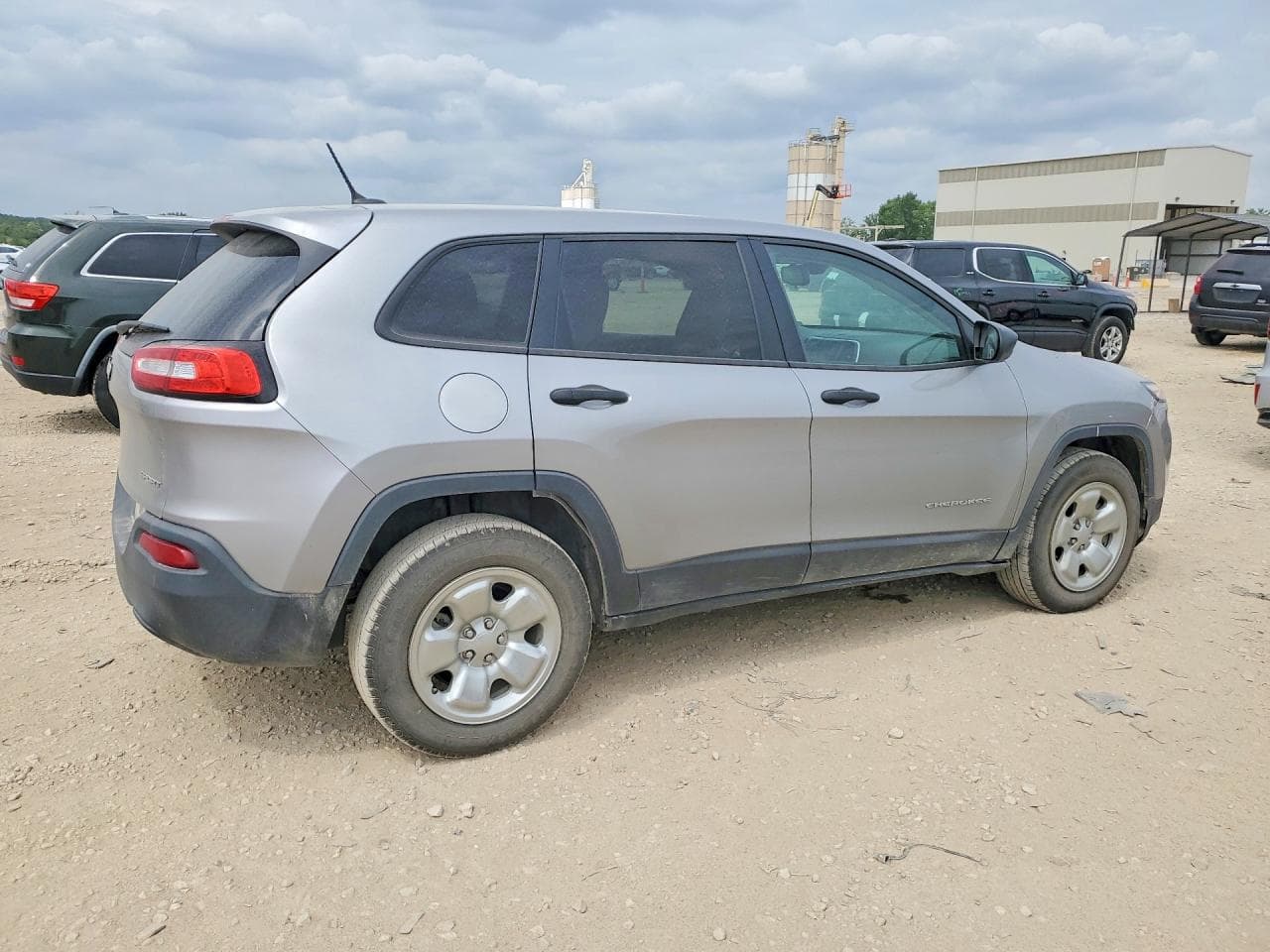 2016 Jeep Cherokee Sport - foto 3