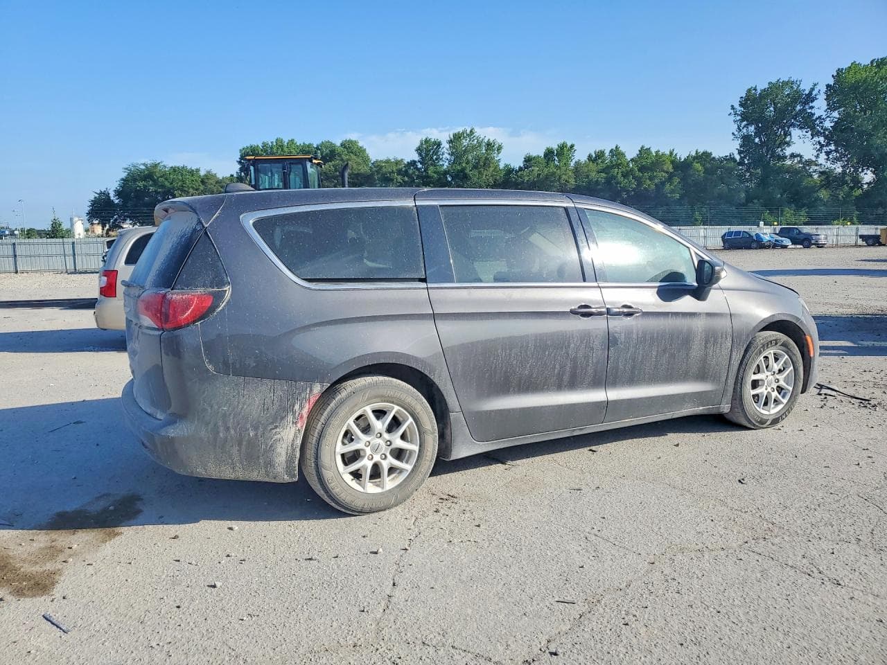 2022 Chrysler Voyager Lx - foto 3