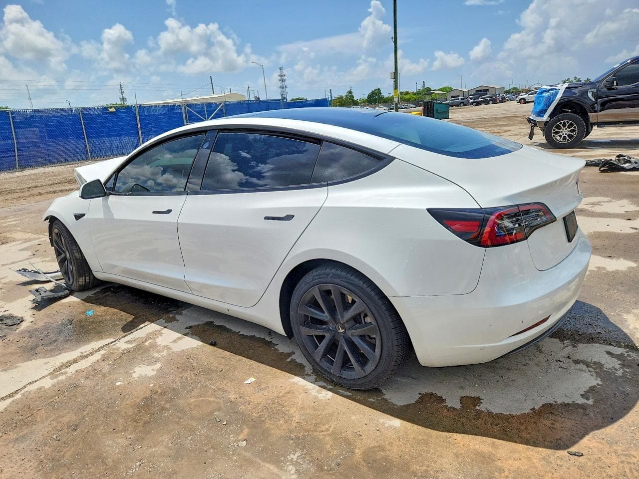 2023 Tesla Model 3 - foto 2